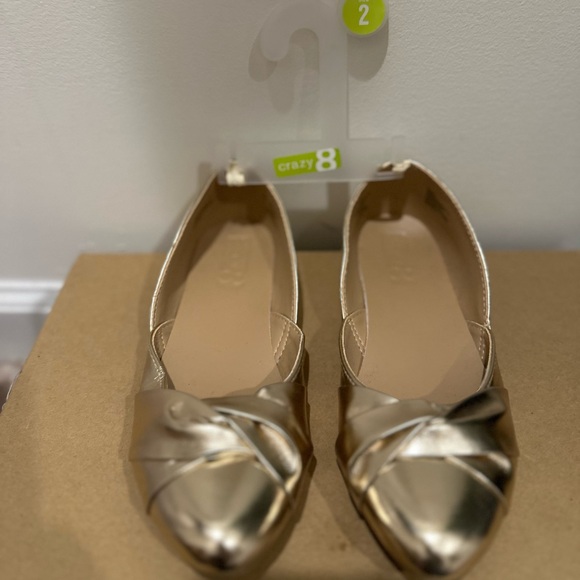 Brand New  Size 2 Crazy 8 Flat Gold ballet shoes - Picture 1 of 6